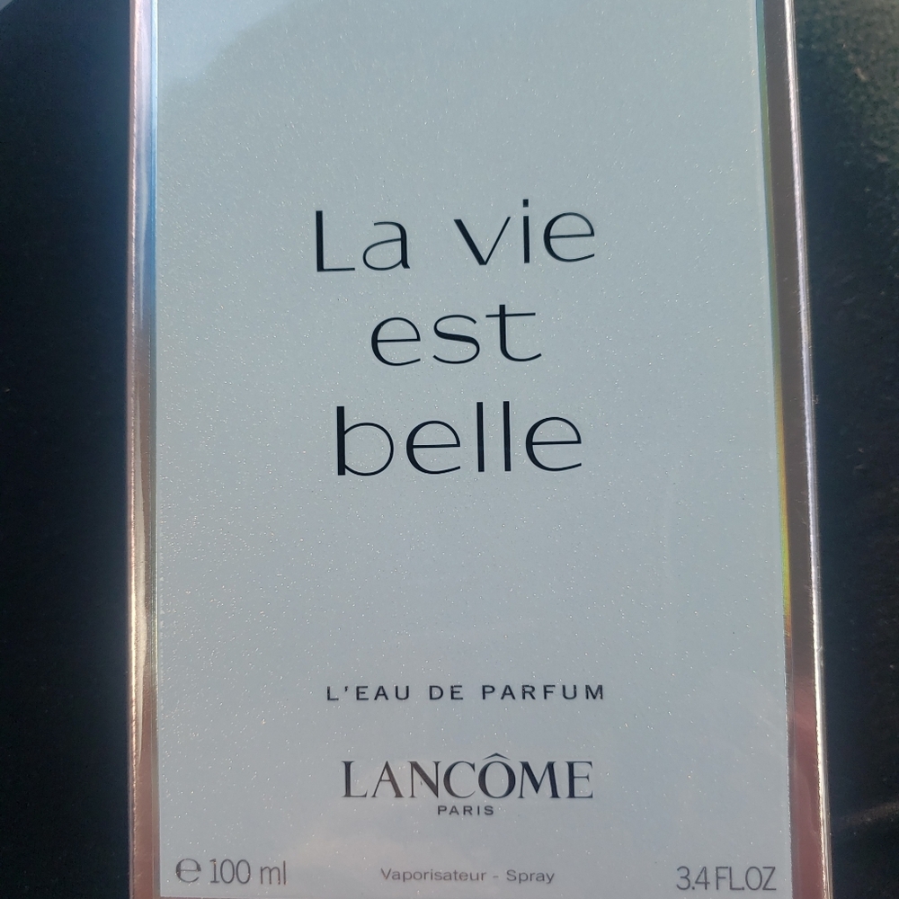 La vie est belle Lancome Paris Parfums